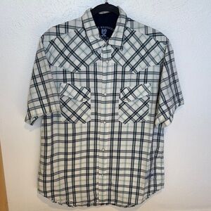 Wrangler Men's Black and White Plaid Pearl Snap Shirt